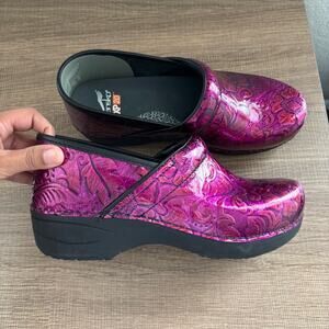 Dansko XP 2.0 Clogs LIKE NEW size 40